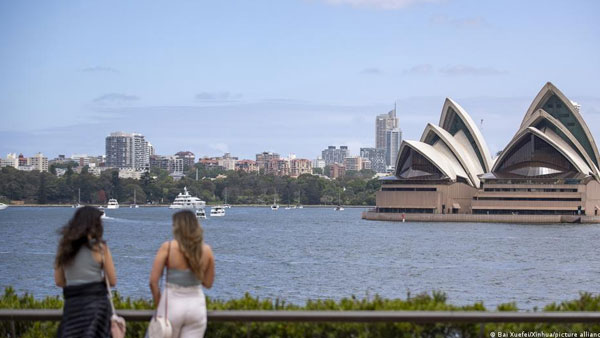 COVID digest: Australia to reopen borders to tourists COVID digest: Australia to reopen borders to tourists