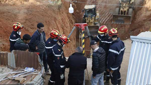 Morocco rescuers race to rescue boy trapped in well Morocco rescuers race to rescue boy trapped in well