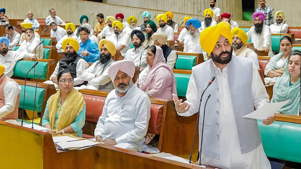 Cong, Akali Dal leaders welcome AAP’s decision on pension for ex-MLAs Cong, Akali Dal leaders welcome AAP’s decision on pension for ex-MLAs