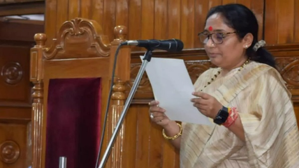 Rita Khanduri is first woman speaker of Uttarakhand Rita Khanduri is first woman speaker of Uttarakhand