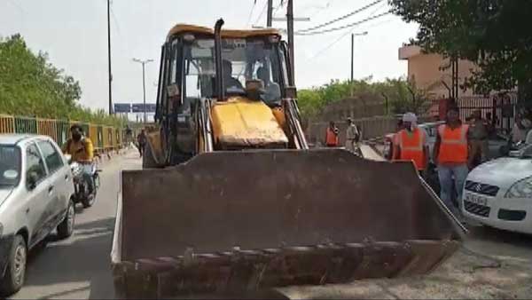 Amit Shah, BJP want to disrupt peace during Ramzan: AAP MLA questions NDMCs anti-encroachment drive timing Amit Shah, BJP want to disrupt peace during Ramzan: AAP MLA questions NDMCs anti-encroachment drive timing
