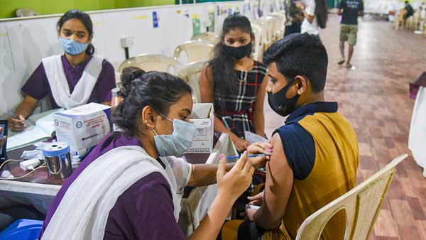 With booster doses, India’s cumulative doses of vaccines stands at 185.74 crore With booster doses, India’s cumulative doses of vaccines stands at 185.74 crore