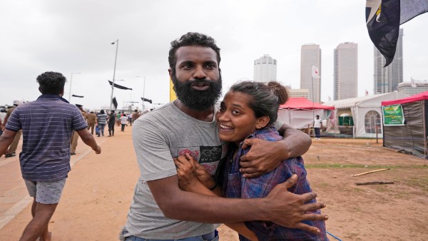 Sri Lanka crisis LIVE: India refutes speculative media reports on sending troops to Colombo Sri Lanka crisis LIVE: India refutes speculative media reports on sending troops to Colombo