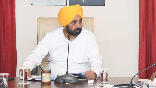 Punjab government withdraws security cover provided to 424 people Punjab government withdraws security cover provided to 424 people