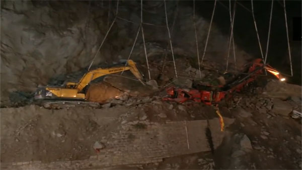 Under-construction tunnel in J&K collapses: Four injured Under-construction tunnel in J&K collapses: Four injured