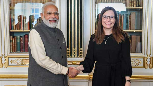 PM Modi discusses economic cooperation with Prime Minister of Iceland PM Modi discusses economic cooperation with Prime Minister of Iceland