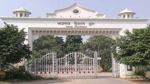 Remark on Kashi Vishwanath Temple: Lucknow professor assaulted on campus Remark on Kashi Vishwanath Temple: Lucknow professor assaulted on campus