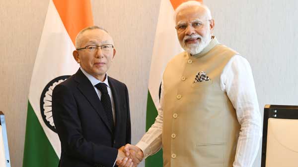 PM Modi meets Japanese business leaders in Tokyo PM Modi meets Japanese business leaders in Tokyo