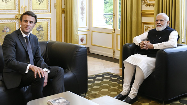 PM Modi, President Macron discuss regional, global security outlook PM Modi, President Macron discuss regional, global security outlook