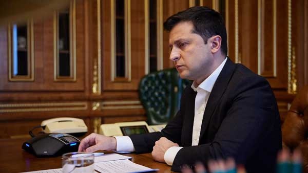 Zelenskyy says Ukraine wont give up territory Zelenskyy says Ukraine wont give up territory
