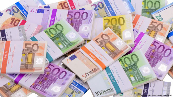 Europes monetary policy shift comes (too) late Europes monetary policy shift comes (too) late