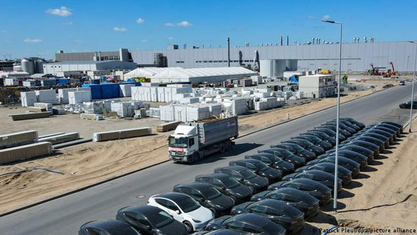 Musk laments costs of Berlin, Texas Tesla factories Musk laments costs of Berlin, Texas Tesla factories
