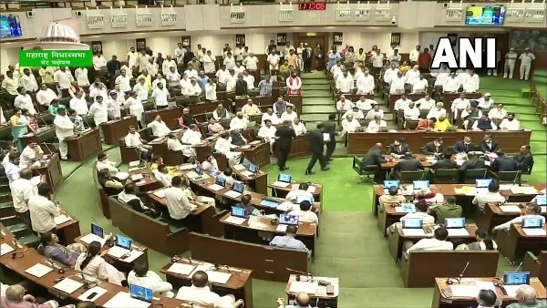 Maharashtra LIVE: Trust vote begins in assembly Maharashtra LIVE: Trust vote begins in assembly