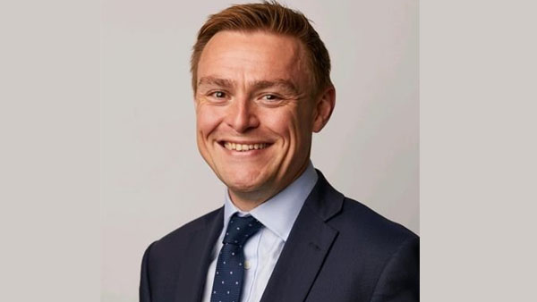 Two more lawmakers step down, plunging UK PM Boris Johnsons govt into crisis Two more lawmakers step down, plunging UK PM Boris Johnsons govt into crisis