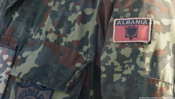 Albania: Three arrested trying to enter military plant Albania: Three arrested trying to enter military plant