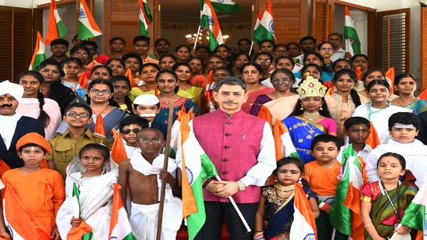 TN Guv, Rajinikanth join Har Ghar Tiranga campaign TN Guv, Rajinikanth join Har Ghar Tiranga campaign
