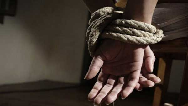 Delhi: Man beaten up, kidnapped after he fails to repay Rs 20 lakh Delhi: Man beaten up, kidnapped after he fails to repay Rs 20 lakh