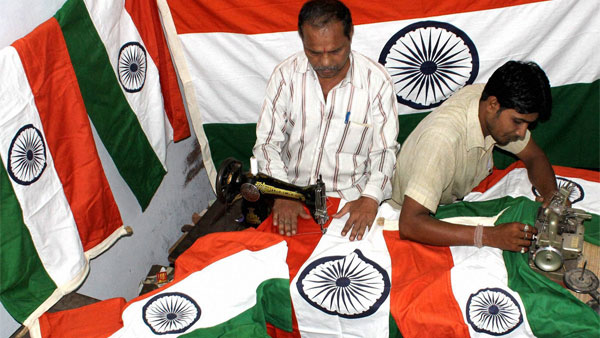 In Bihar, 91-year-old villager stitches 450 national flags in seven days In Bihar, 91-year-old villager stitches 450 national flags in seven days