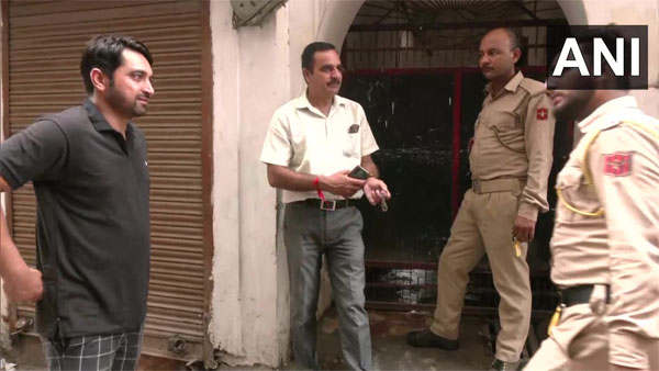 National Investigation Agency (NIA) conducts raids at multiple locations in Jammu. National Investigation Agency (NIA) conducts raids at multiple locations in Jammu.