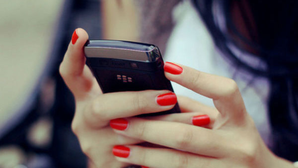 1.35 crore women to get smartphones by Rajasthan govt 1.35 crore women to get smartphones by Rajasthan govt