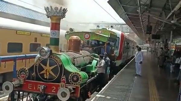 Independence Day 2022: Indian Railways to run worlds oldest working steam train EIR-21 Independence Day 2022: Indian Railways to run worlds oldest working steam train EIR-21