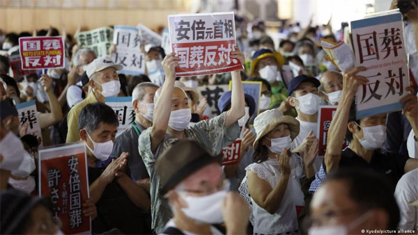 Japan holds state funeral for slain PM Shinzo Abe Japan holds state funeral for slain PM Shinzo Abe