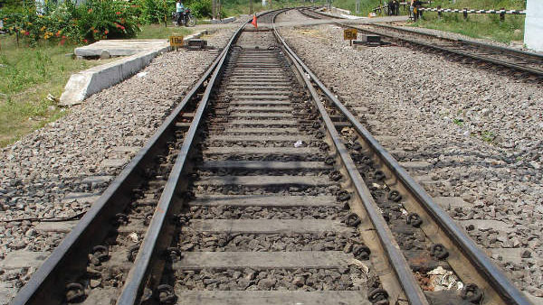 Family thrashed rail trackman on suspicion of being police informer; 1 arrested Family thrashed rail trackman on suspicion of being police informer; 1 arrested