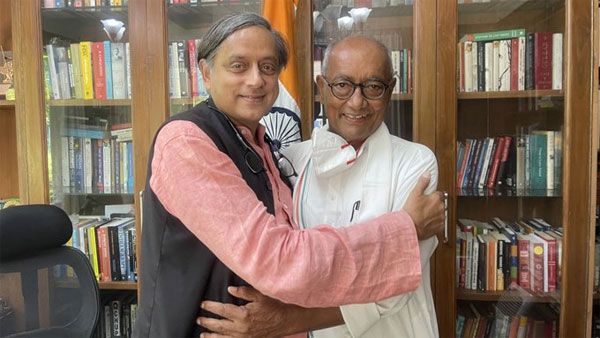 Senior Congress leader Digvijaya Singh met Shashi Tharoor Senior Congress leader Digvijaya Singh met Shashi Tharoor