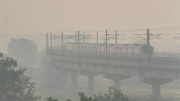 Delhi breathing very poor air now Delhi breathing very poor air now