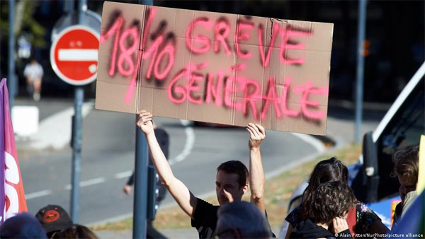 French public sector strikes pile pressure on Macron French public sector strikes pile pressure on Macron