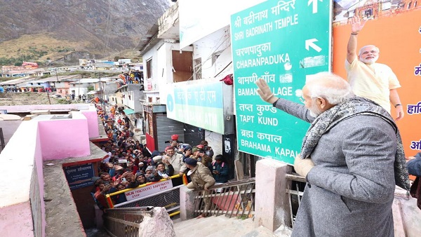 PM lays foundation stone for connectivity projects worth Rs 3,400 cr in Uttarakhand PM lays foundation stone for connectivity projects worth Rs 3,400 cr in Uttarakhand