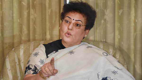 NCW chief slams Cong leader over his comment on President Murmu NCW chief slams Cong leader over his comment on President Murmu