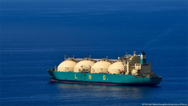 LNG tankers stuck amid gas crunch LNG tankers stuck amid gas crunch