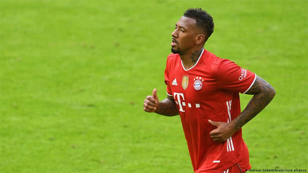 German footballer Boateng fined for assaulting ex-girlfriend German footballer Boateng fined for assaulting ex-girlfriend