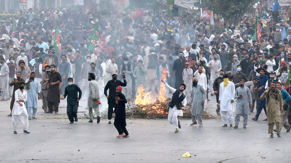 Pakistan heading towards Presidents rule Pakistan heading towards Presidents rule