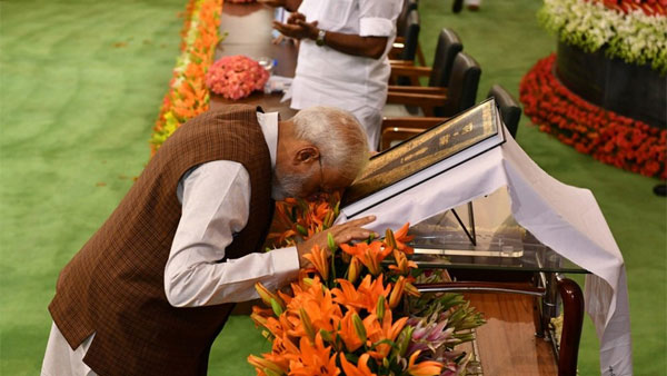 PM Modi bows down to Constitution PM Modi bows down to Constitution