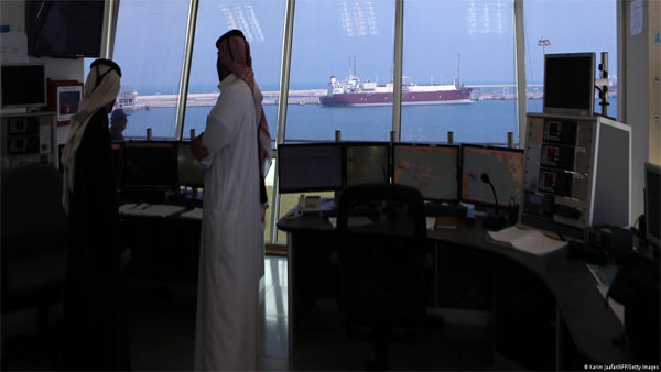 Qatar signs gas export deal with Germany Qatar signs gas export deal with Germany