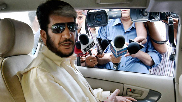ED attaches J&K separatist Shabir Ahmad Shah’s house in terror-funding case ED attaches J&K separatist Shabir Ahmad Shah’s house in terror-funding case