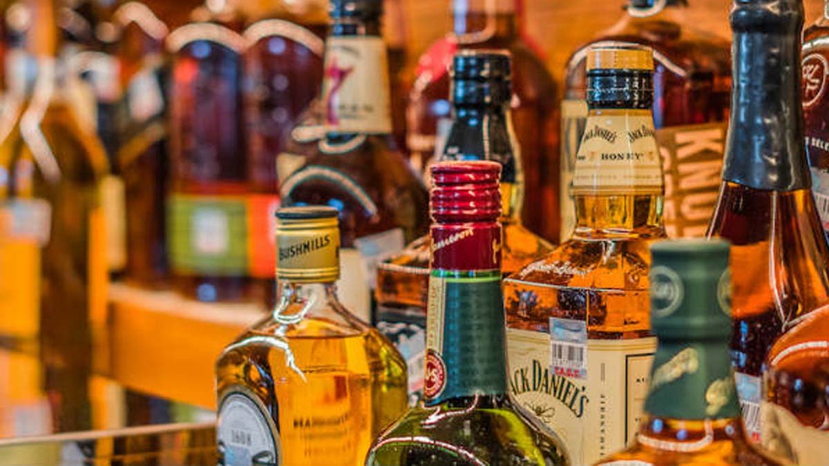 Special licence to serve liquor in wedding halls introduced in Tamil