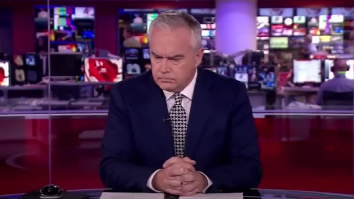 Huw Edwards Is The BBC Presenter At Centre Of Explicit Photos Controversy: His Wife Reveals