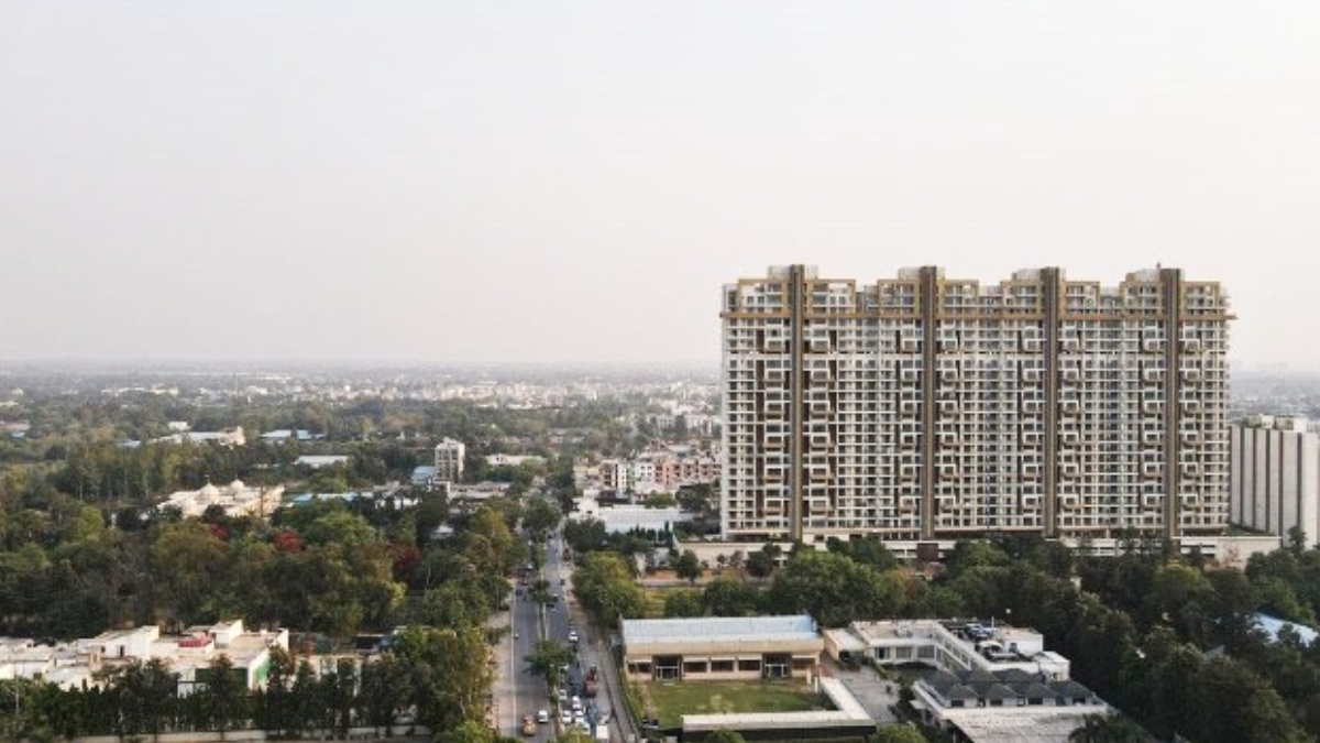 Delhi Premium Real Estate Developer is Seeking RERA Order for Cancellation of the Agreement for Sale Against Former Cricketer Yuvraj Singh for Not Paying Dues on Possession.