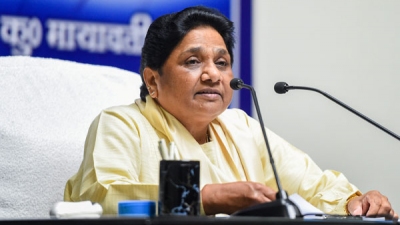 6 BSP MLAs rebel in UP, hint they may leave Mayawati's party - Oneindia News