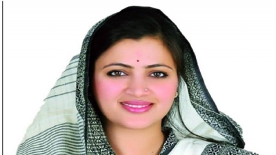 Mp Navneet Rana Accuses Sena S Arvind Sawant Of Threatening Her Oneindia News