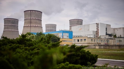 Russia's Strikes Threaten Ukraine's Nucl