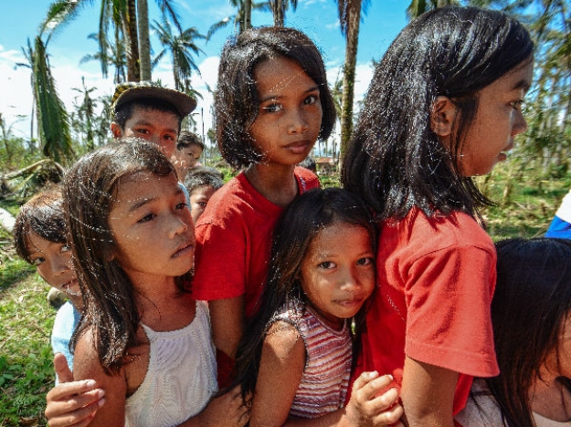 Let This Holi Be All About Bringing Colours In The Lives Of The Less Fortunate