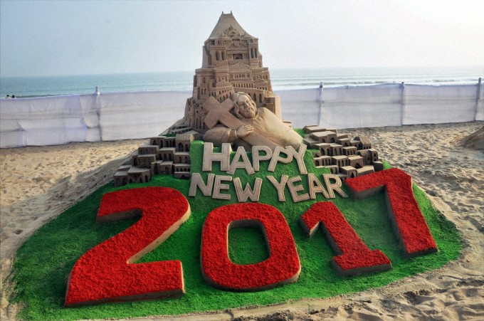 Happy New Year 2017 Celebration Across World Happy New Year 2017 Celebration Across World