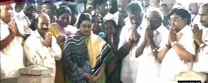 O Panneerselvam And Deepa Jayakumar Press Meet In Chennai O Panneerselvam And Deepa Jayakumar Press Meet In Chennai