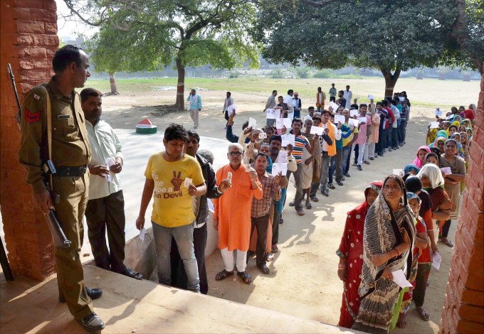 Photo Gallery: Uttar Pradesh Assembly Polls 2017 Photo Gallery: Uttar Pradesh Assembly Polls 2017