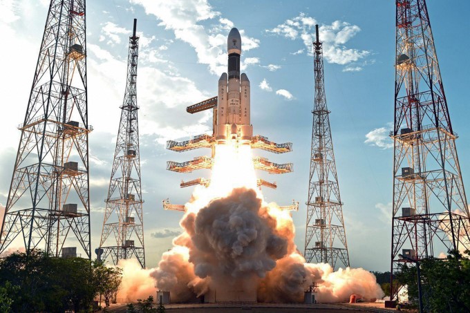 ISRO Launches Heaviest Rocket GSLV MKIII ISRO Launches Heaviest Rocket GSLV MKIII