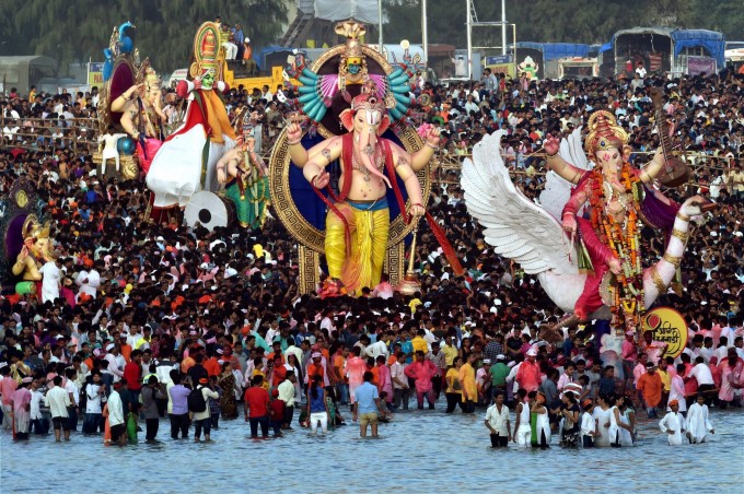 Ganesh Chaturthi Celebration Across India 2017 Ganesh Chaturthi Celebration Across India 2017